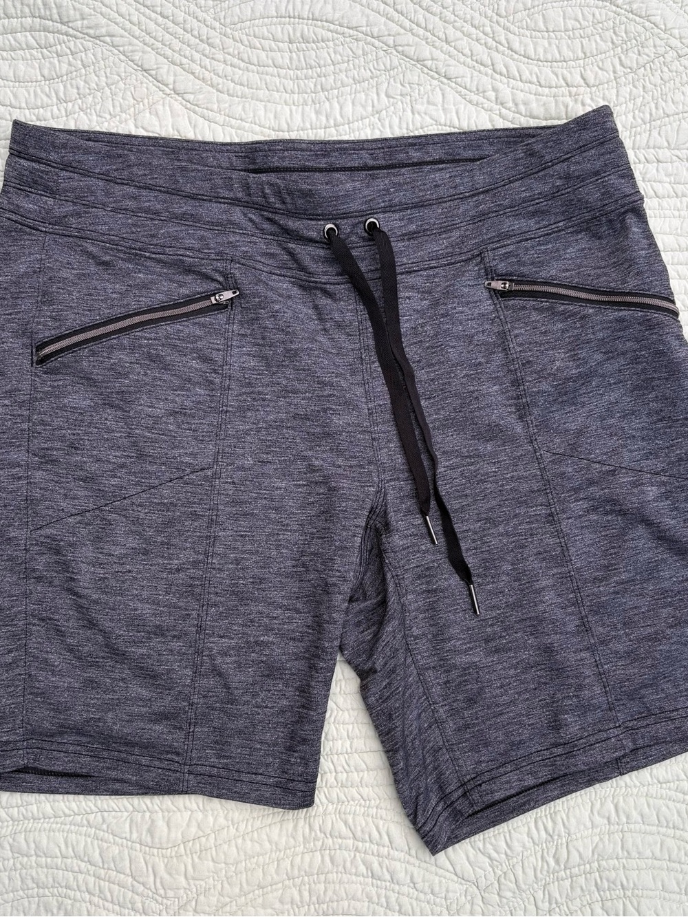 Athleta Woman’s Performance Drawstring Shorts size L